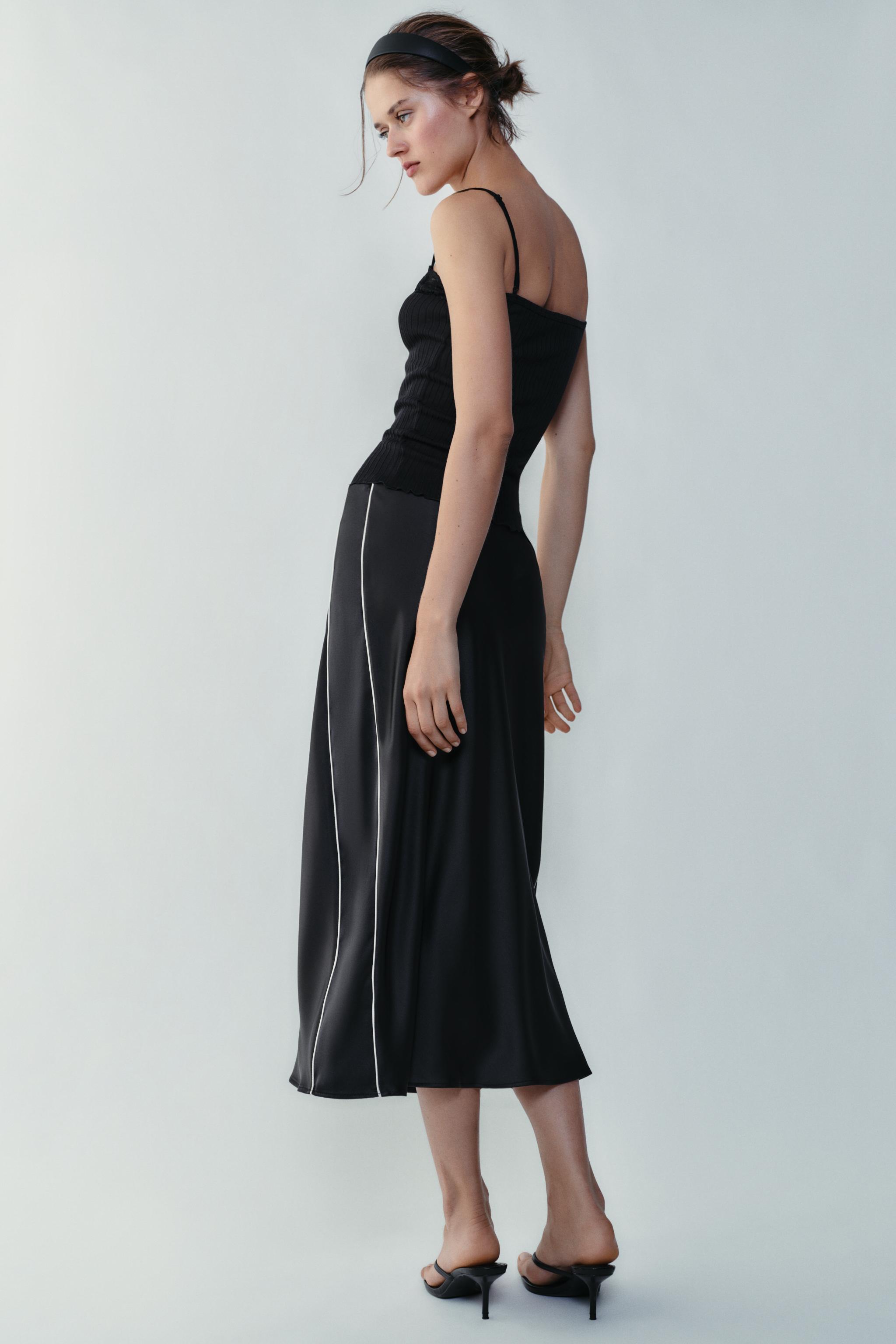 CONTRAST PIPING SATIN MIDI SKIRT